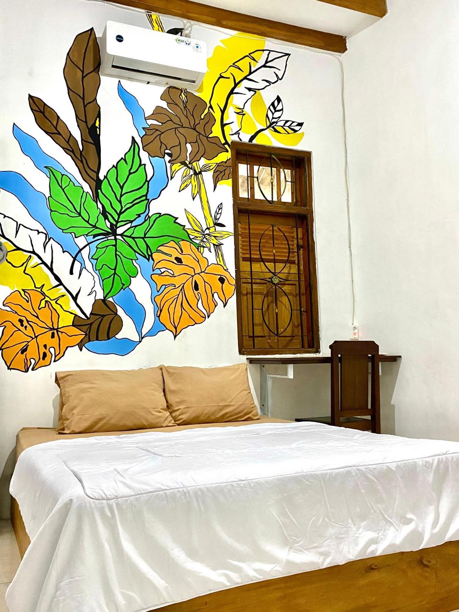 Hostel Zzz Banyuwangi  Pokój zdjęcie