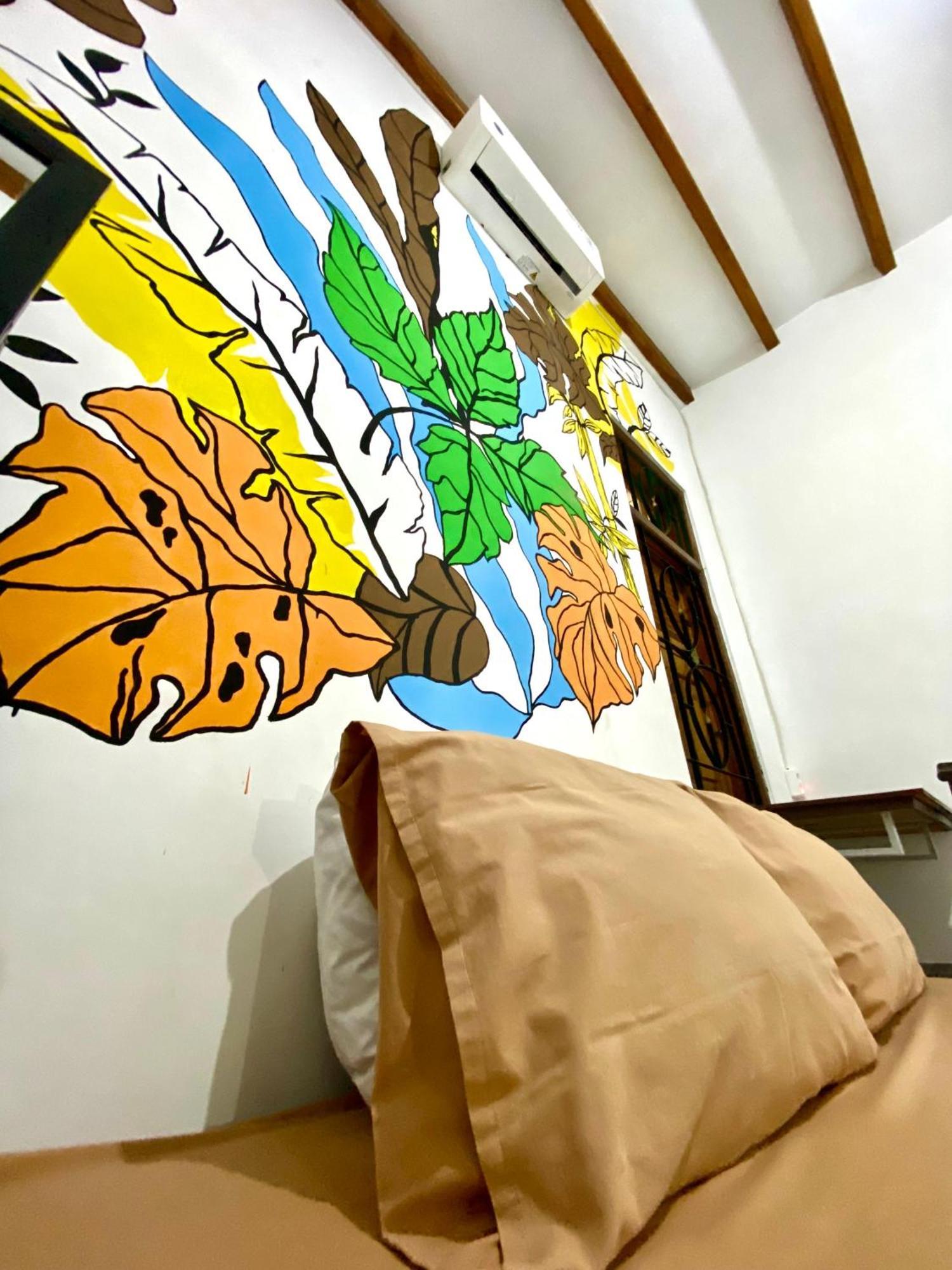 Hostel Zzz Banyuwangi  Pokój zdjęcie